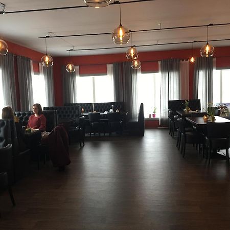 Lille Chili Eat And Sleep As Hotel Jakobselv Bagian luar foto